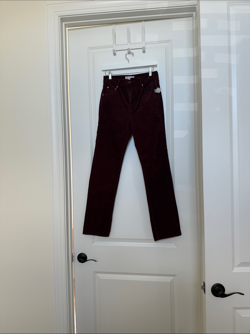 GAP Straight-Leg Corduroy Pants - Deep Wine